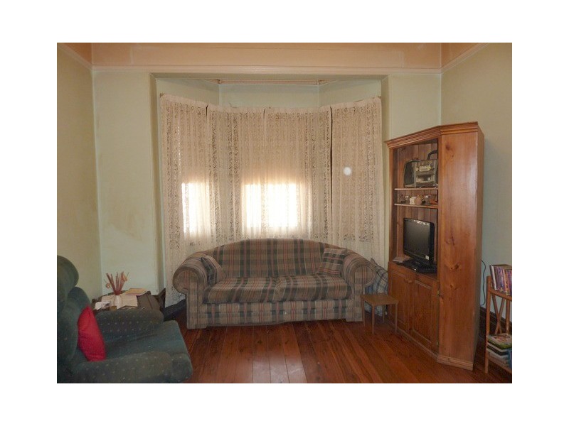 68 Bultje Street, Dubbo NSW 2830