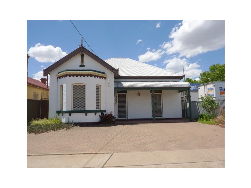 68 Bultje Street, Dubbo NSW 2830