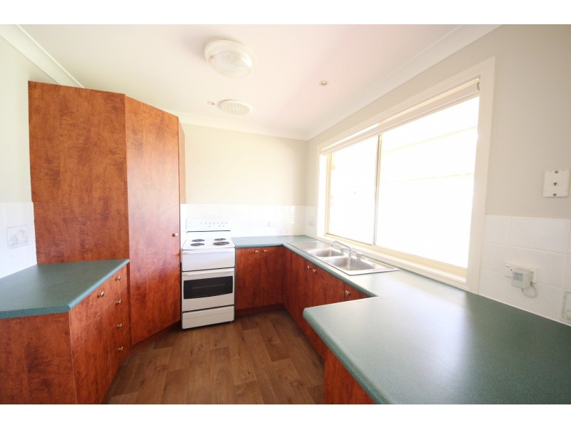 27 Castlereagh Avenue, Dubbo NSW 2830