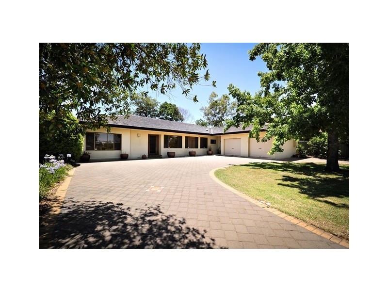 131 Whylandra Street, Dubbo NSW 2830