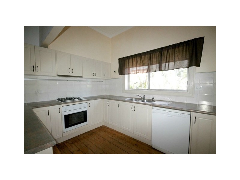 13 MacDonald Street, Dubbo NSW 2830