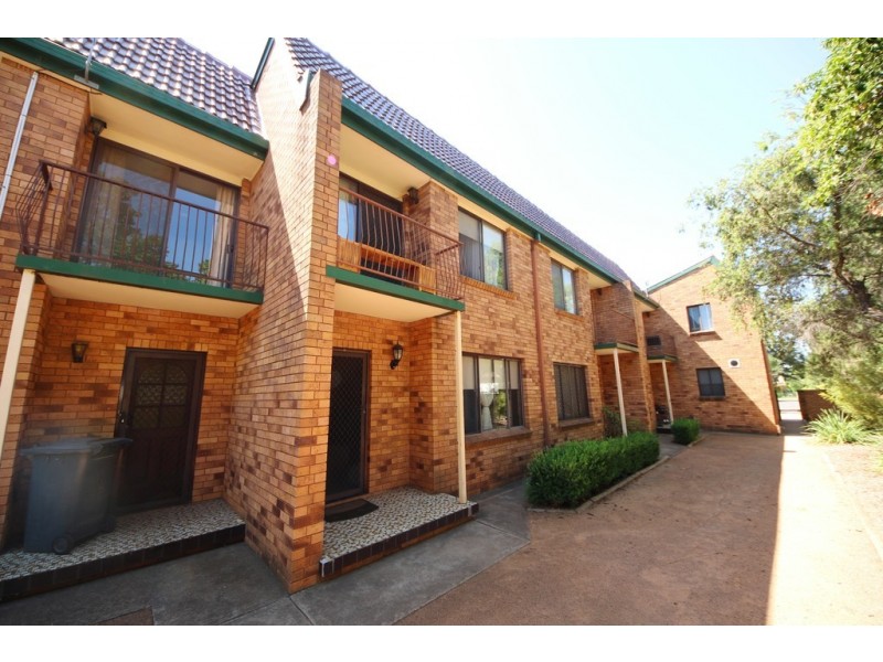 3/24 Elizabeth Street, Dubbo NSW 2830