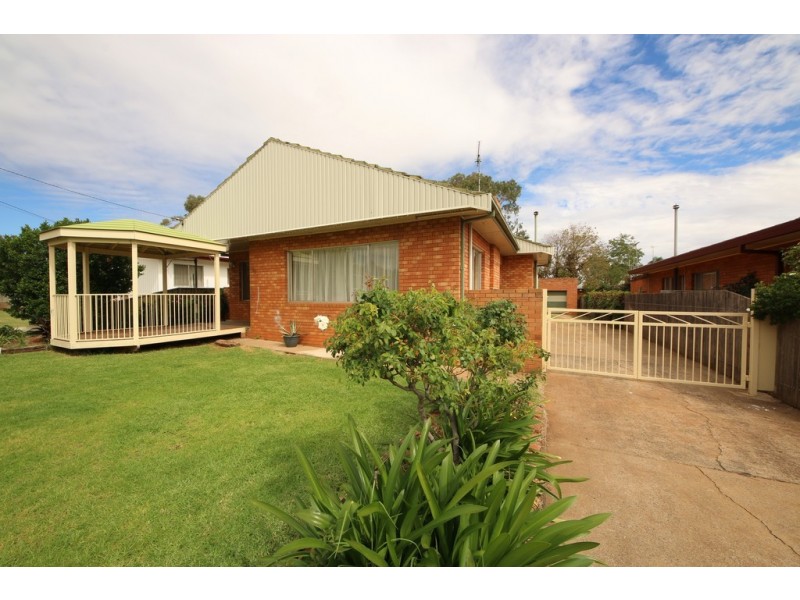 23 Caroline Street, Dubbo NSW 2830