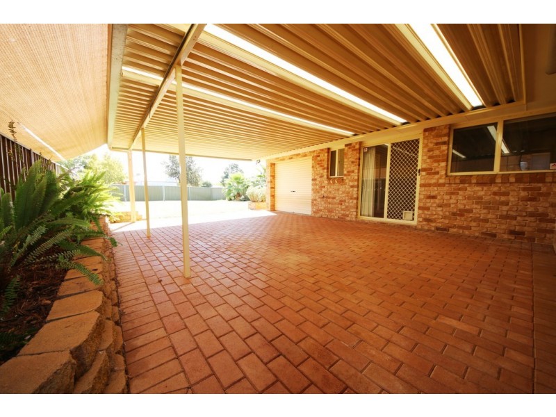 15 Swan Street, Dubbo NSW 2830