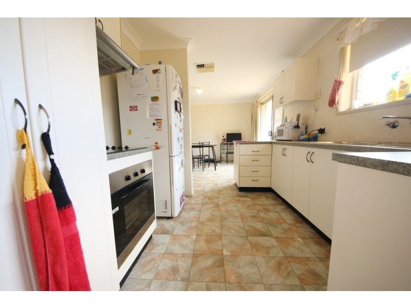 82 Birch Avenue, Dubbo NSW 2830