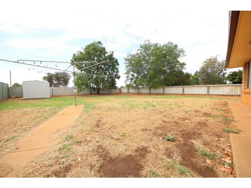 82 Birch Avenue, Dubbo NSW 2830