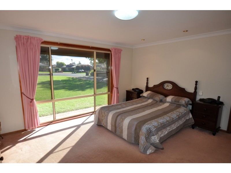 3 Ella Place, Dubbo NSW 2830