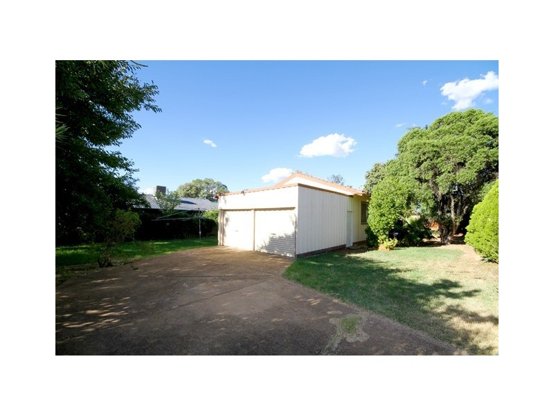 34 Banksia Crescent, Dubbo NSW 2830