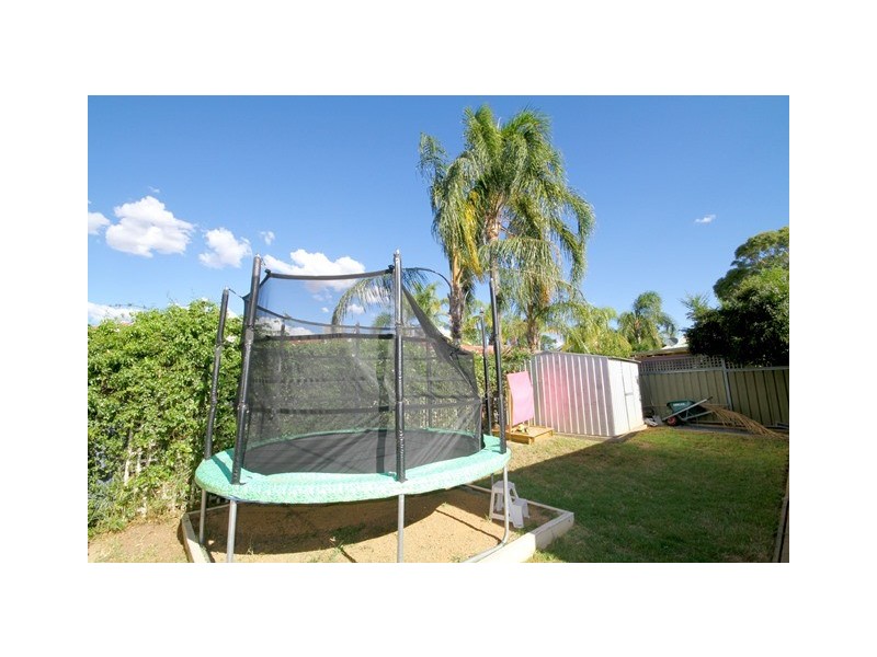 8 Erica Close, Dubbo NSW 2830