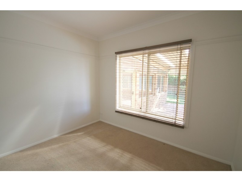 5 Christie Close, Dubbo NSW 2830