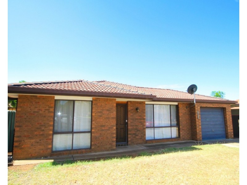 79 Baird Drive, Dubbo NSW 2830