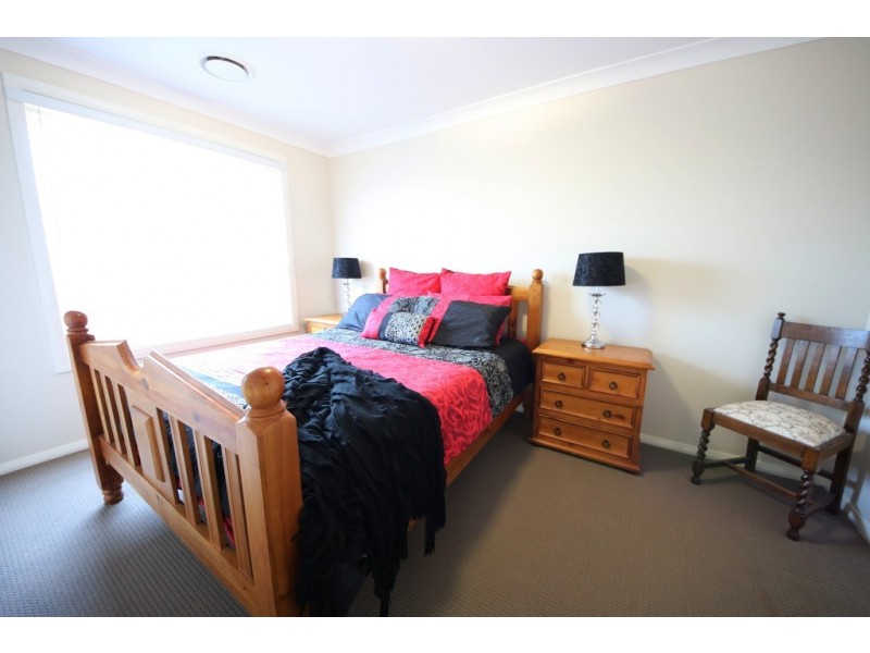 32 Holmwood Drive, Dubbo NSW 2830