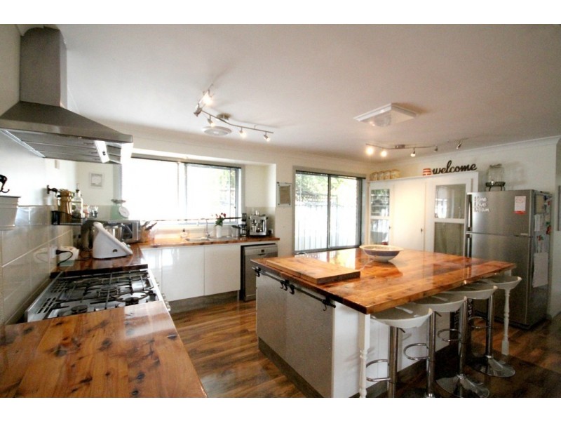 19 Erica Close, Dubbo NSW 2830