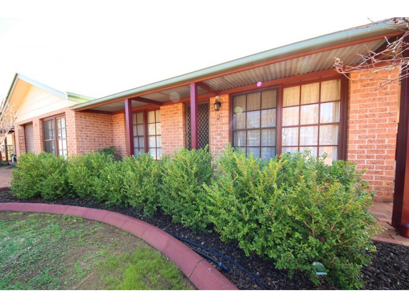 2/74 Birch Avenue, Dubbo NSW 2830