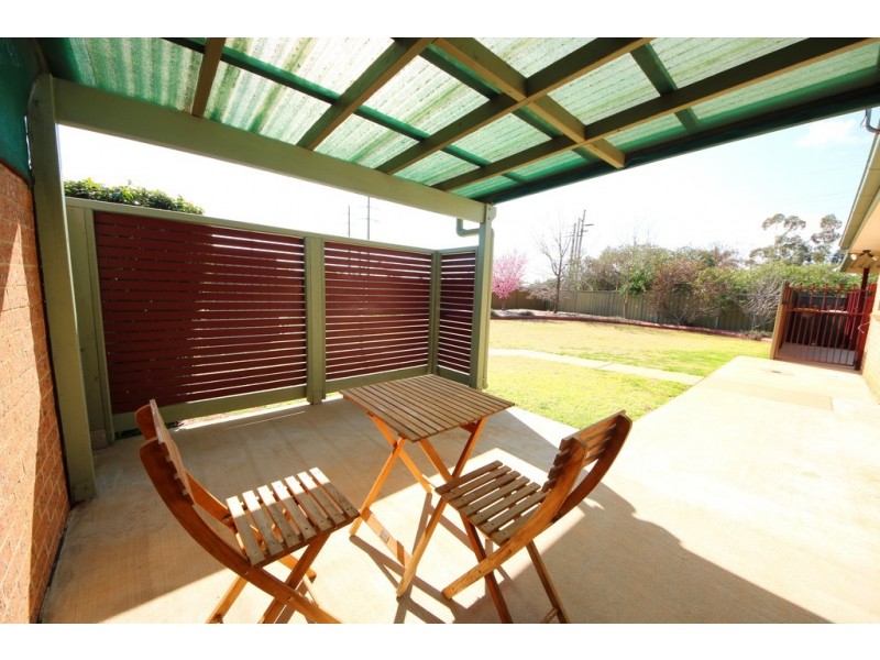 2/74 Birch Avenue, Dubbo NSW 2830