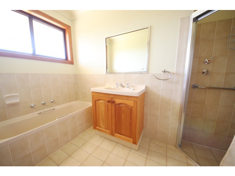 2/74 Birch Avenue, Dubbo NSW 2830
