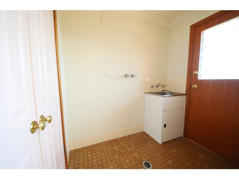 2/74 Birch Avenue, Dubbo NSW 2830