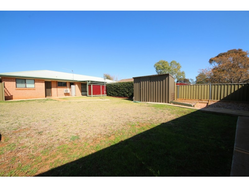 2/74 Birch Avenue, Dubbo NSW 2830