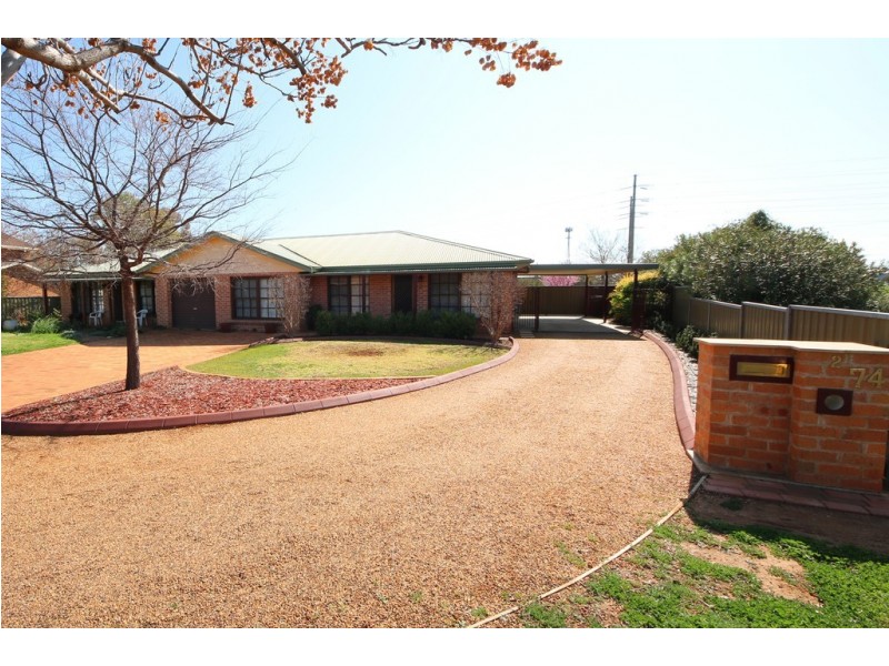 2/74 Birch Avenue, Dubbo NSW 2830