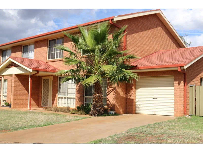 2/27 Davidson Drive, Dubbo NSW 2830