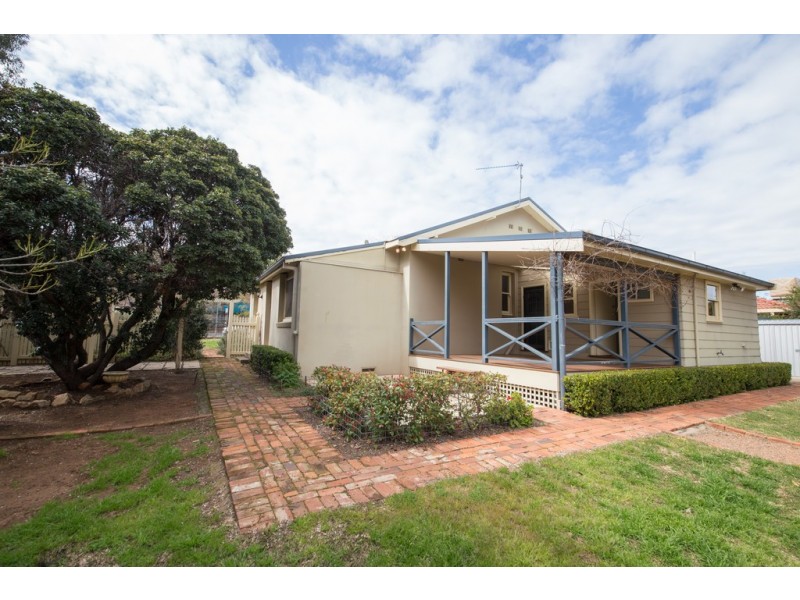 21 Dalton Street, Dubbo NSW 2830