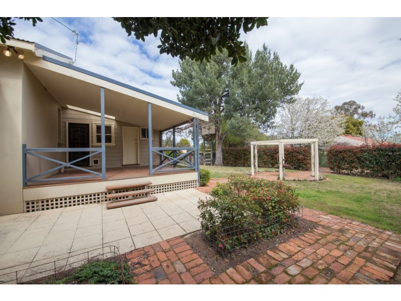 21 Dalton Street, Dubbo NSW 2830
