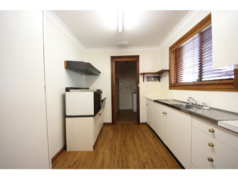 37 Sapphire Street, Dubbo NSW 2830