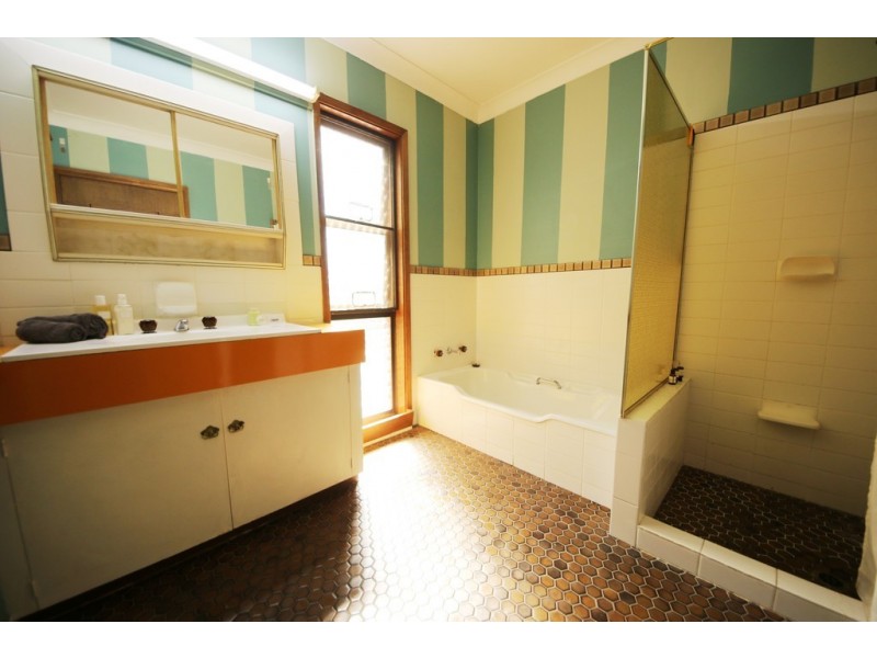 30R Harefield Road, Dubbo NSW 2830