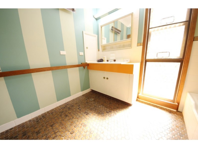 30R Harefield Road, Dubbo NSW 2830