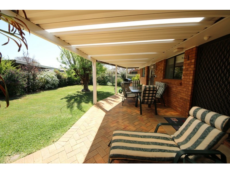5 Burkitt Court, Dubbo NSW 2830