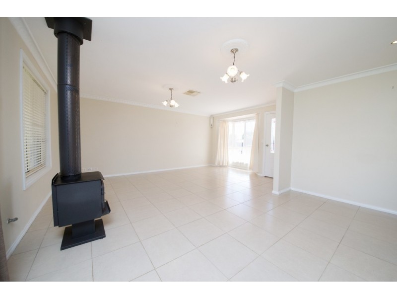 9 Websdale Drive, Dubbo NSW 2830