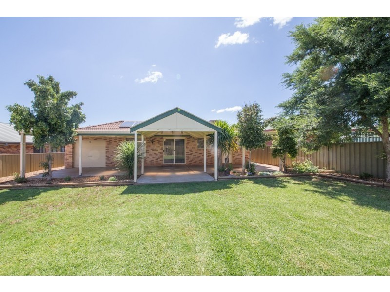 9 Websdale Drive, Dubbo NSW 2830