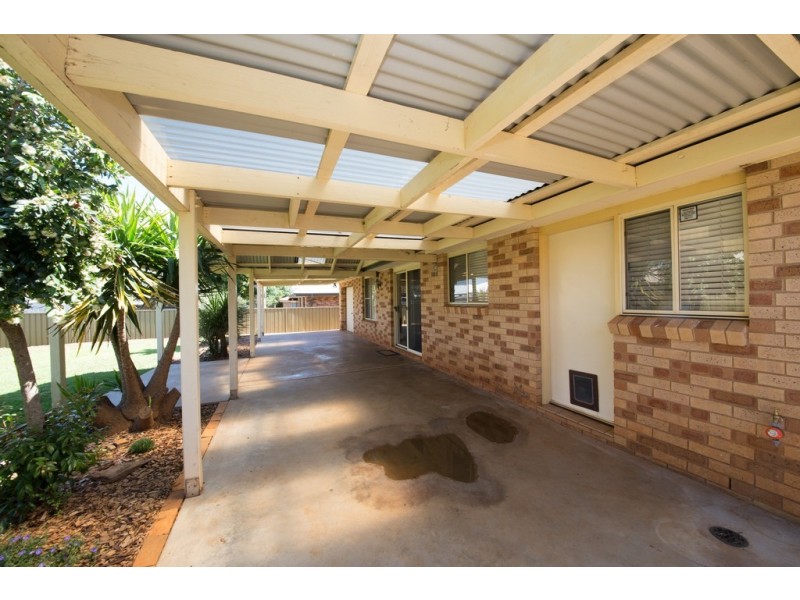 9 Websdale Drive, Dubbo NSW 2830