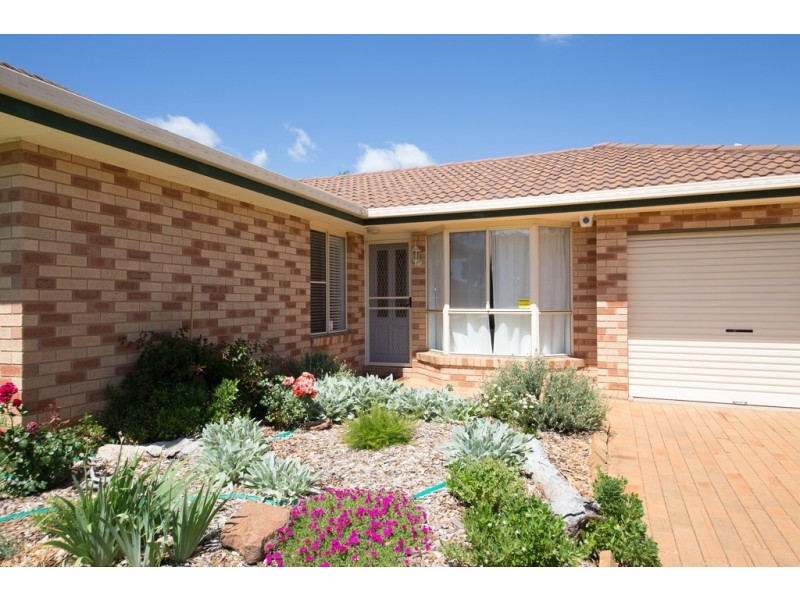 9 Websdale Drive, Dubbo NSW 2830