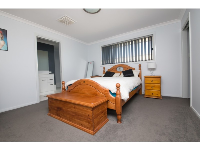 19 Ritz Place, Dubbo NSW 2830