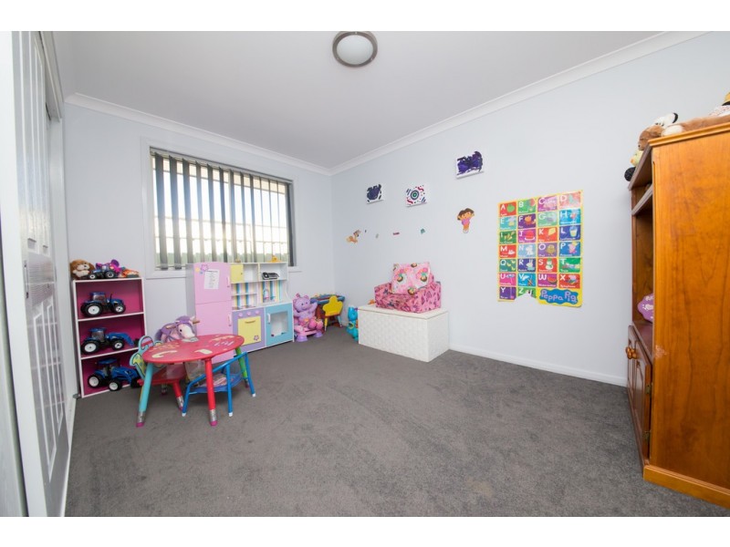 19 Ritz Place, Dubbo NSW 2830