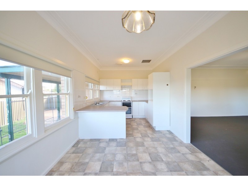 13 Zarebski Street, Dubbo NSW 2830