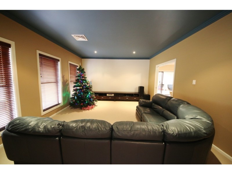 4 Cudgegong Place, Dubbo NSW 2830