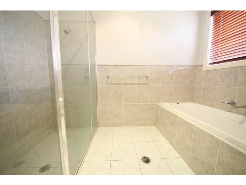 4 Cudgegong Place, Dubbo NSW 2830