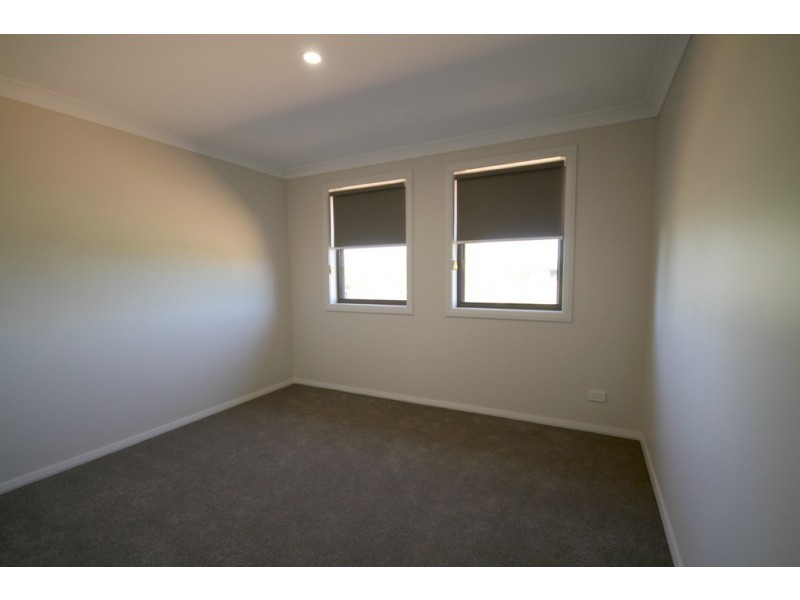 12 Aquarius Street, Dubbo NSW 2830