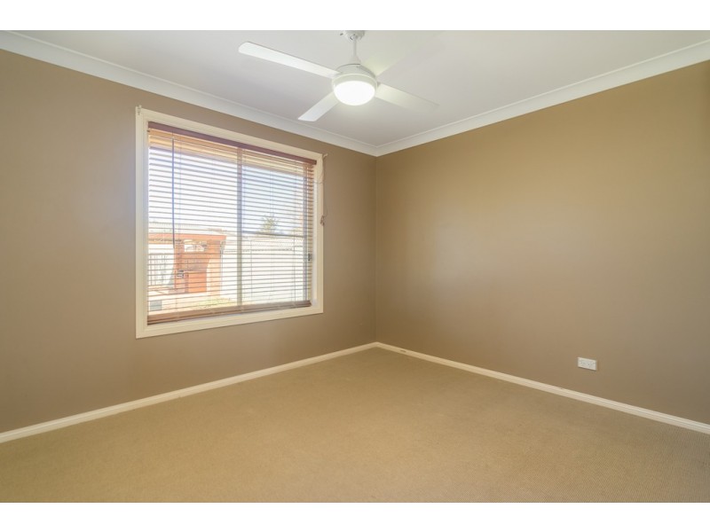44 Meadowbank Drive, Dubbo NSW 2830