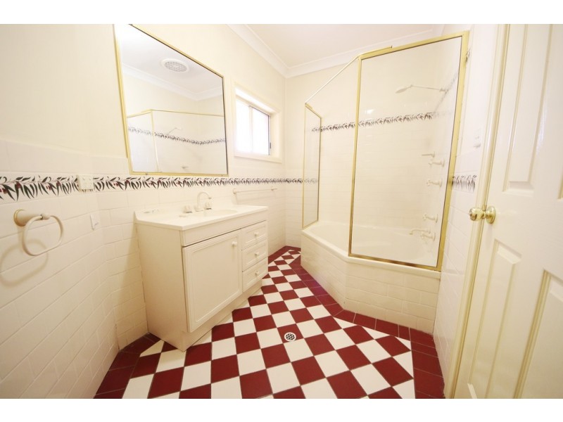 11/77 Bultje Street, Dubbo NSW 2830