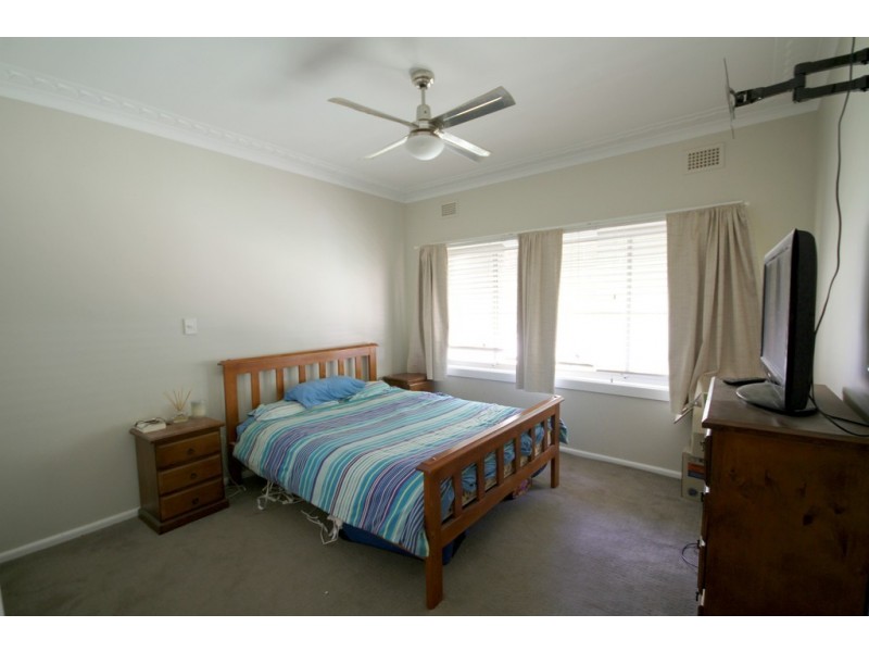6 Roycox Crescent, Dubbo NSW 2830