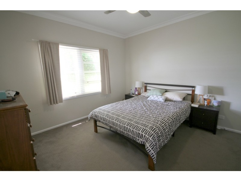 6 Roycox Crescent, Dubbo NSW 2830