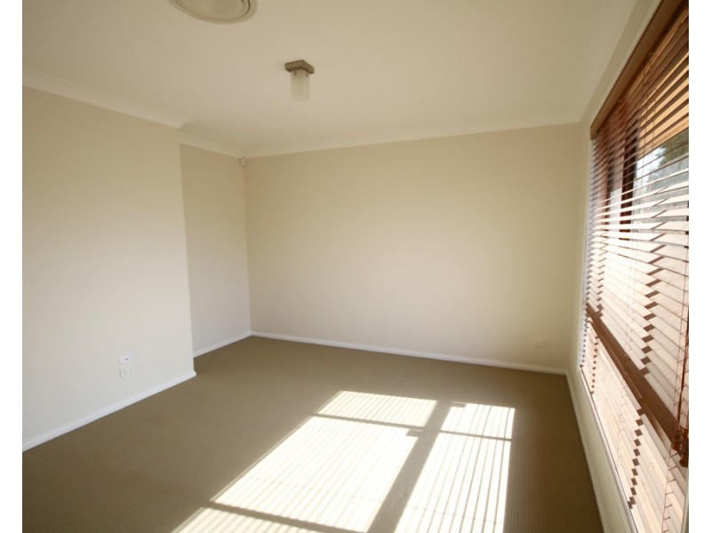 17 Lindsay Place, Dubbo NSW 2830