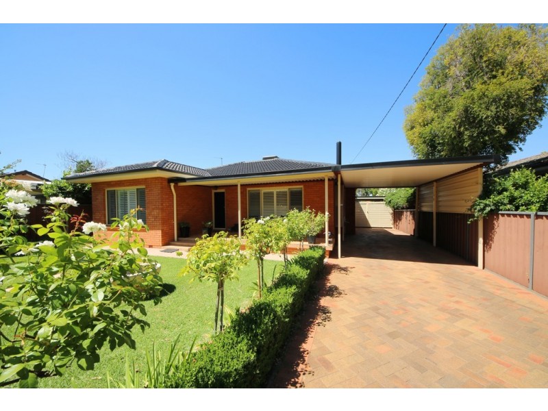 7 ZAREBSKI STREET, Dubbo NSW 2830
