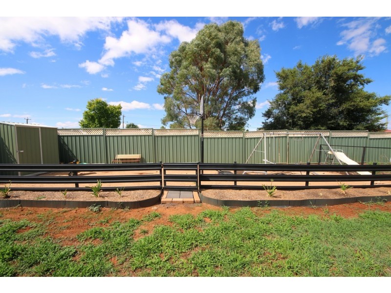 54 Dunheved Circle, Dubbo NSW 2830