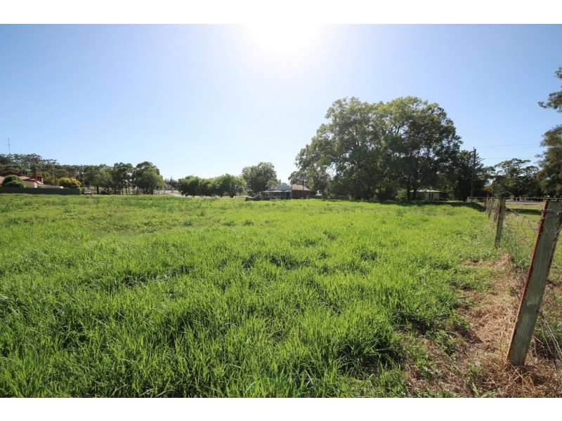 40-42 Wellington Street, Geurie NSW 2831