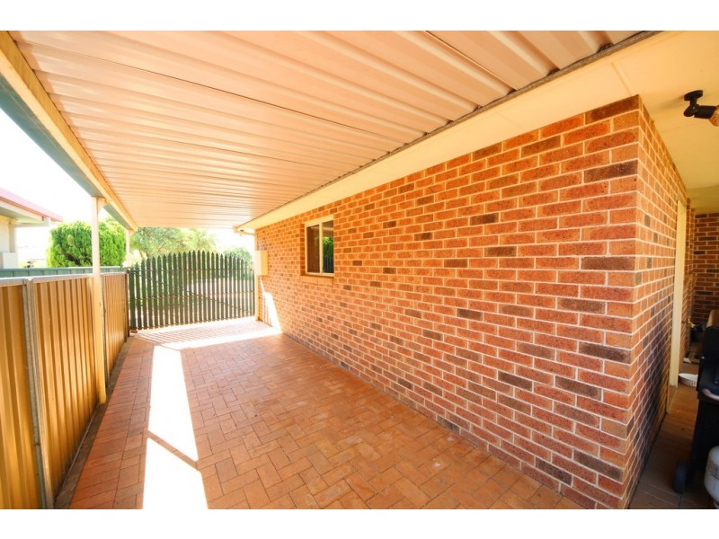 17 Rosella Street, Dubbo NSW 2830