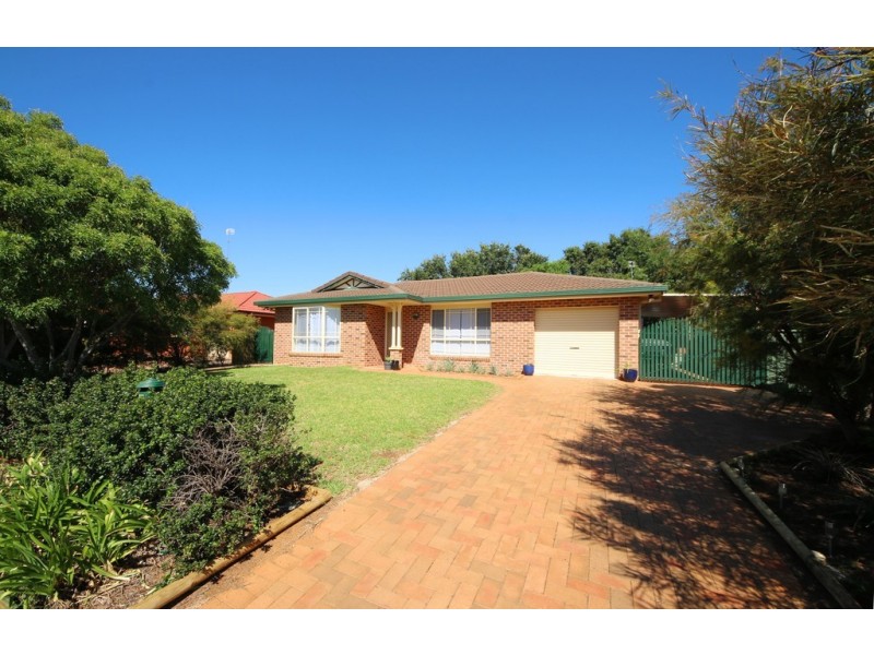 17 Rosella Street, Dubbo NSW 2830